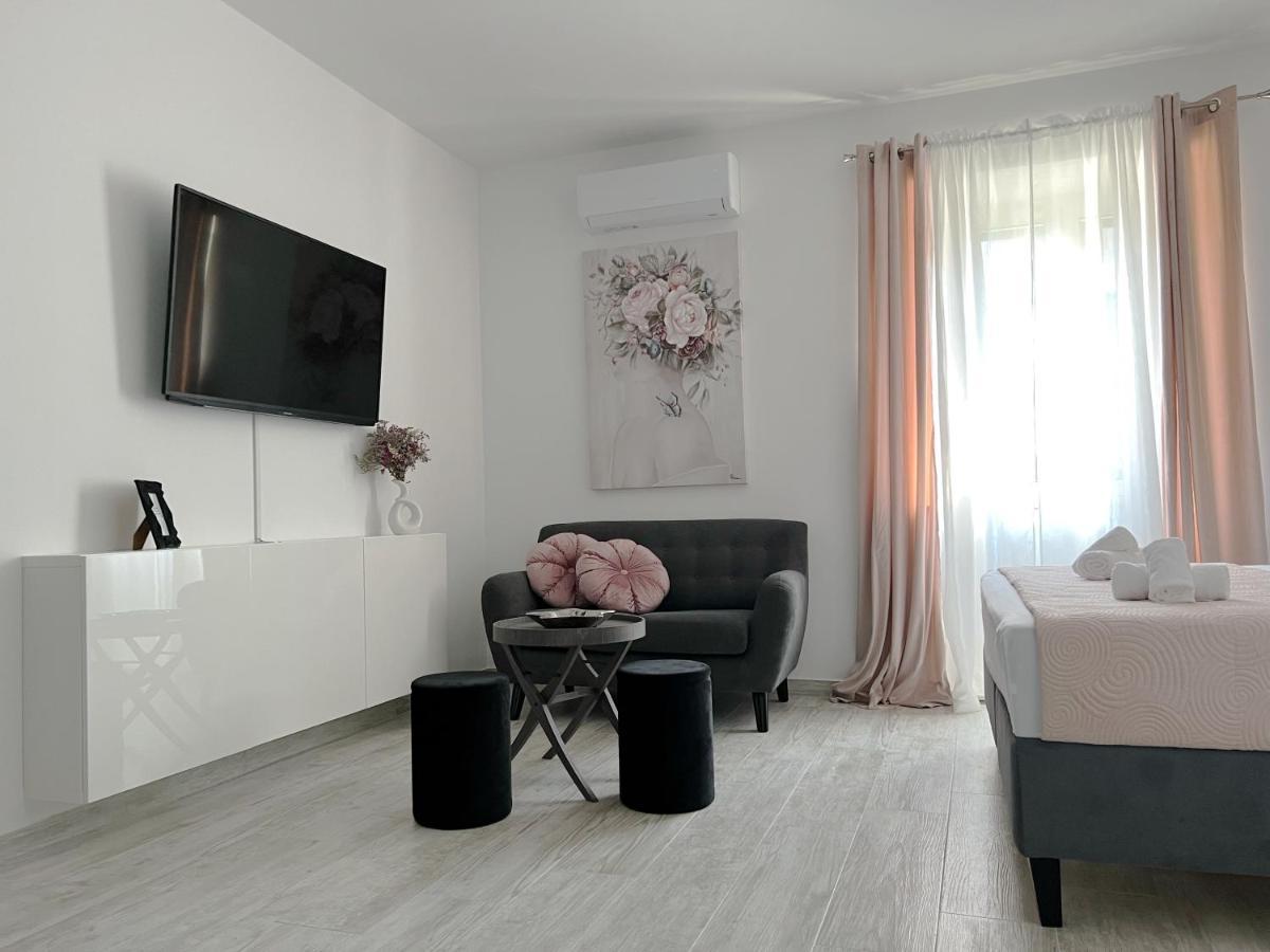 Studio Apartman Perla Split Exteriör bild